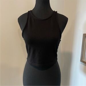 Never Worn! Aritzia Talula Black Crop Top